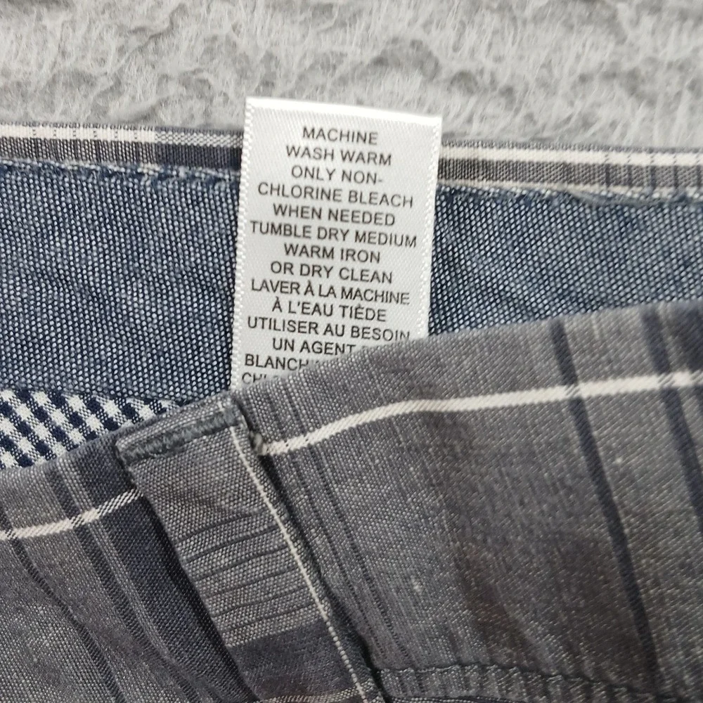 Banana Republic Plaid Shorts Mens 33 Gray White Flat‎ Front Casual